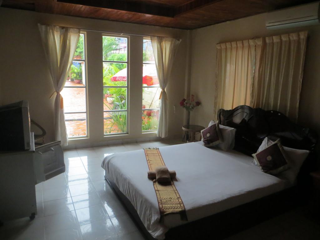 Divers Hotel Sihanoukville Chambre photo