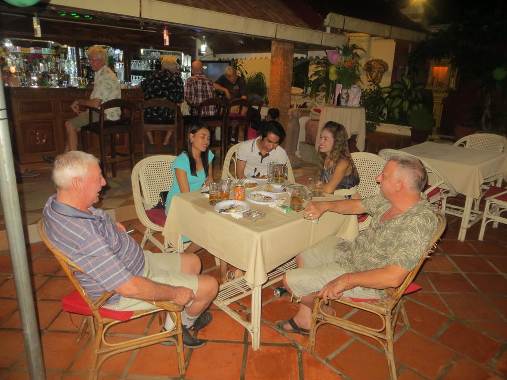 Divers Hotel Sihanoukville Extérieur photo