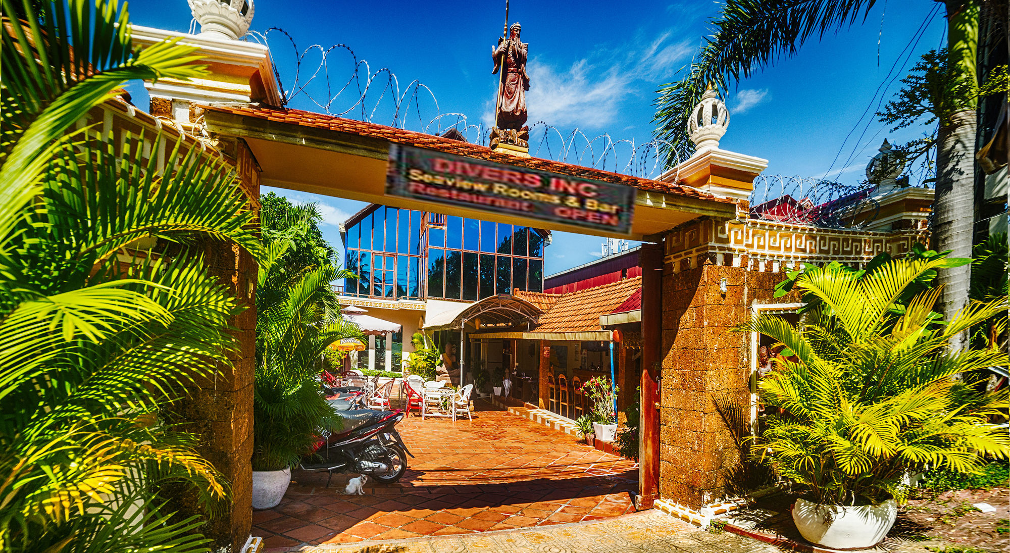 Divers Hotel Sihanoukville Extérieur photo